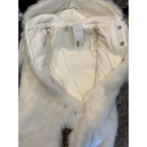 Janie and Jack NEW Baby Size 0-3 Month White Faux Fur Hooded 1 Piece Snowsuit - Picture 3 of 7
